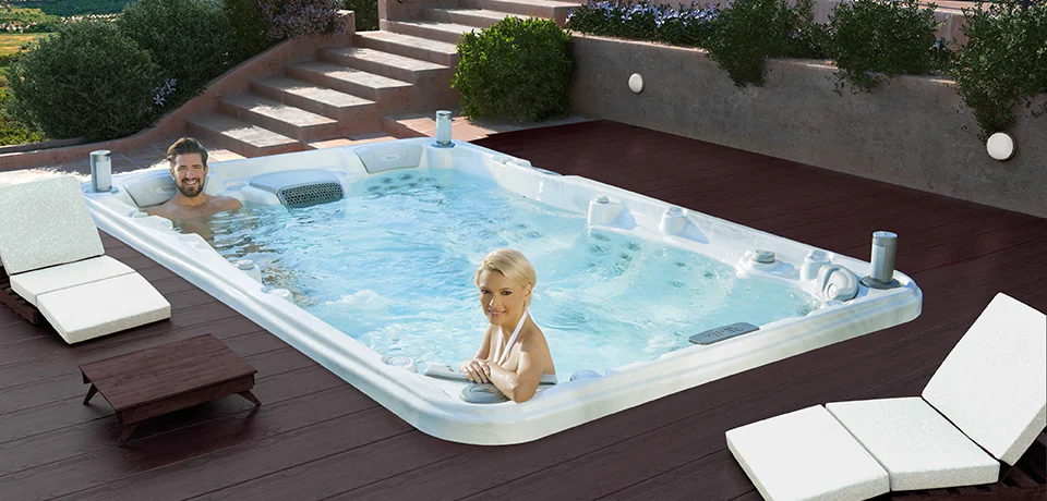 Looking to find the best large hot tubs in Raleigh? We've made it easy.